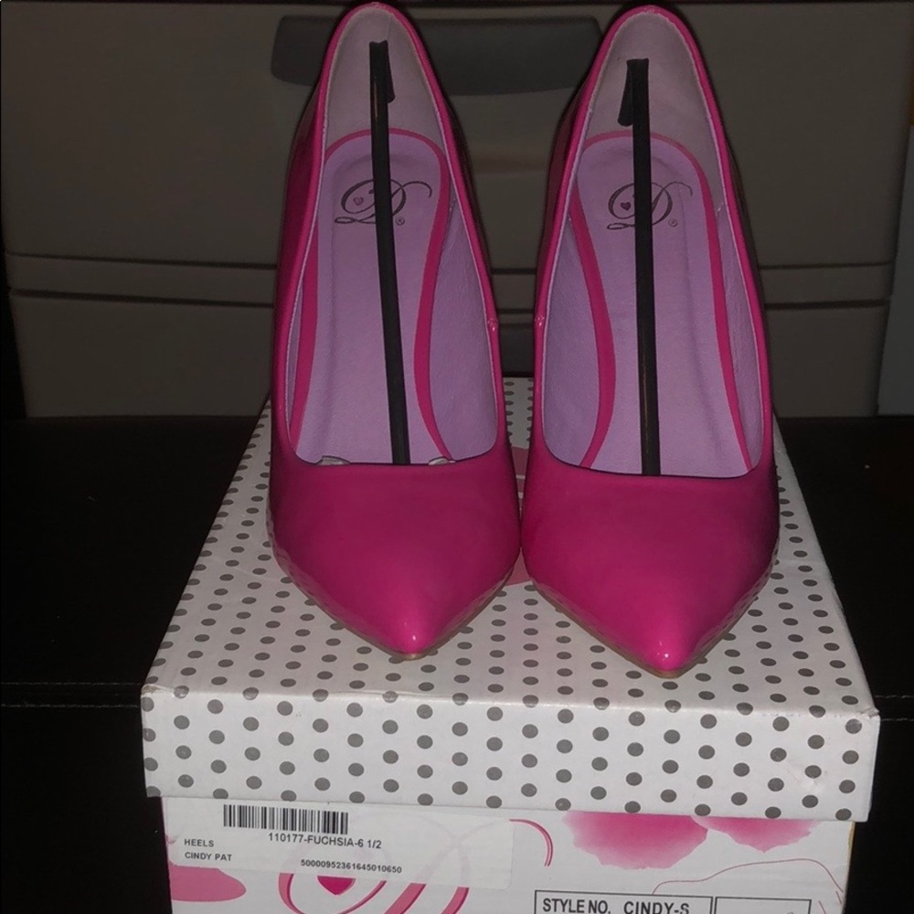 Dollhouse Pink Pumps 6.5